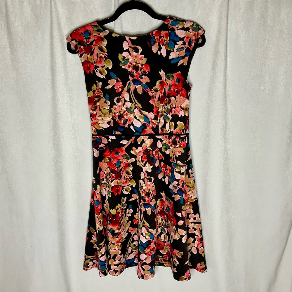 Maggy London Floral Dress Size 4